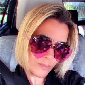 Meet your Posher, Bettina